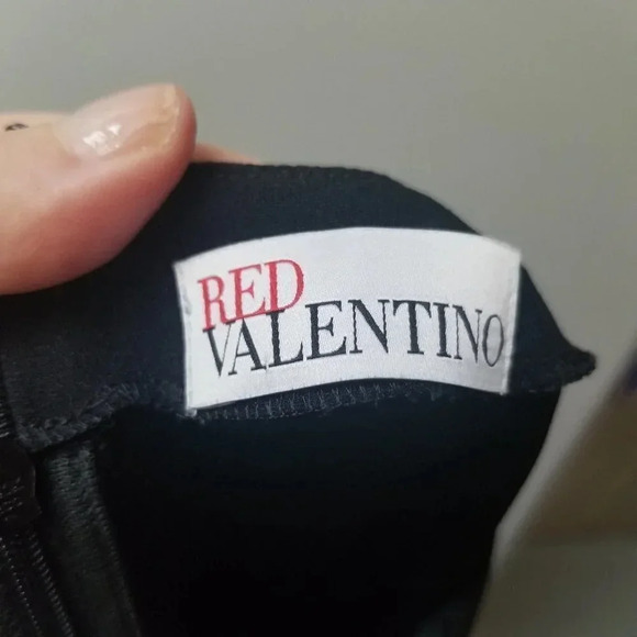 Valentino Red Scalloped Long Sleeve Crepe Mini  Dress Black Red 44 - Picture 5 of 16